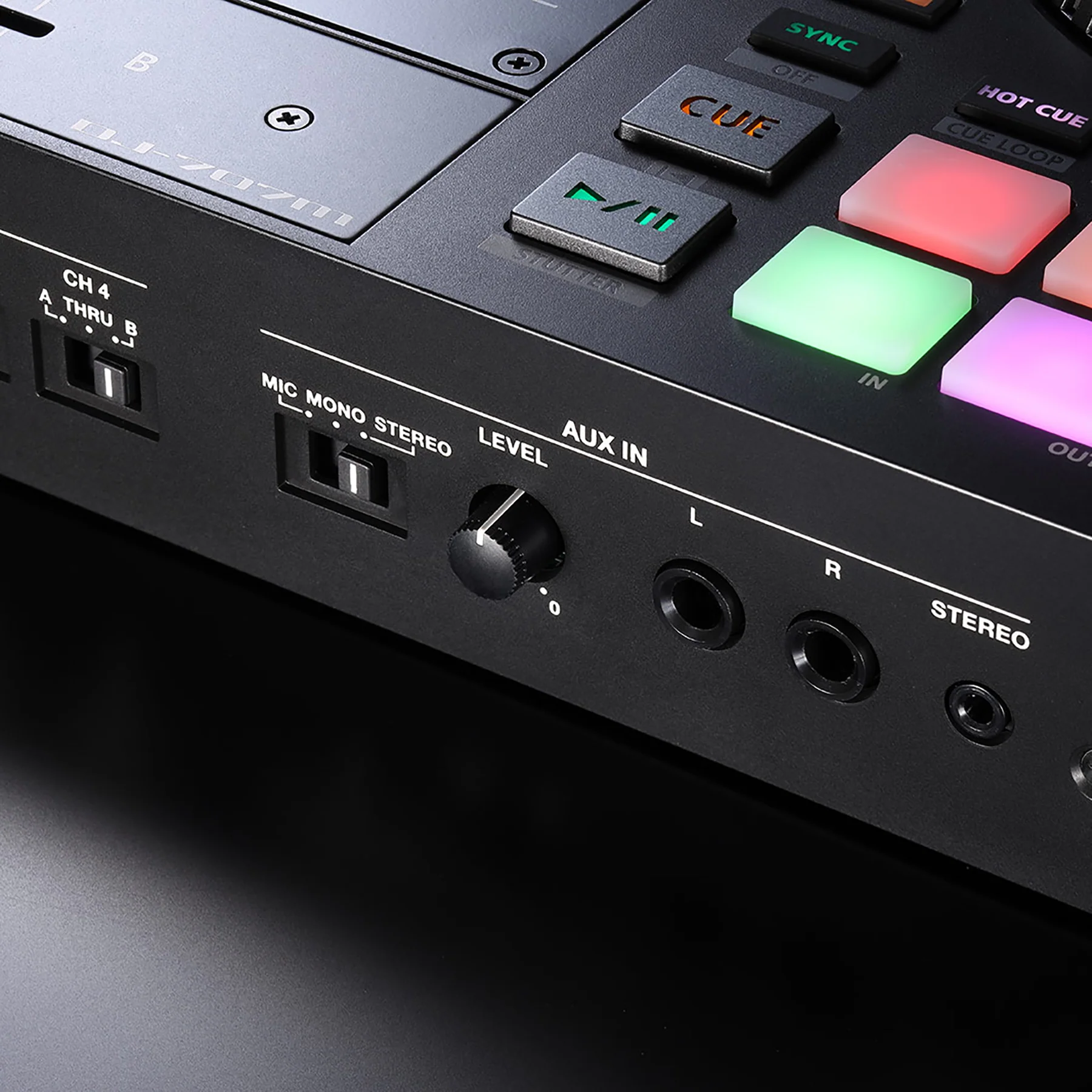 Roland: DJ-707M DJ Controller (Serato) - Image 7