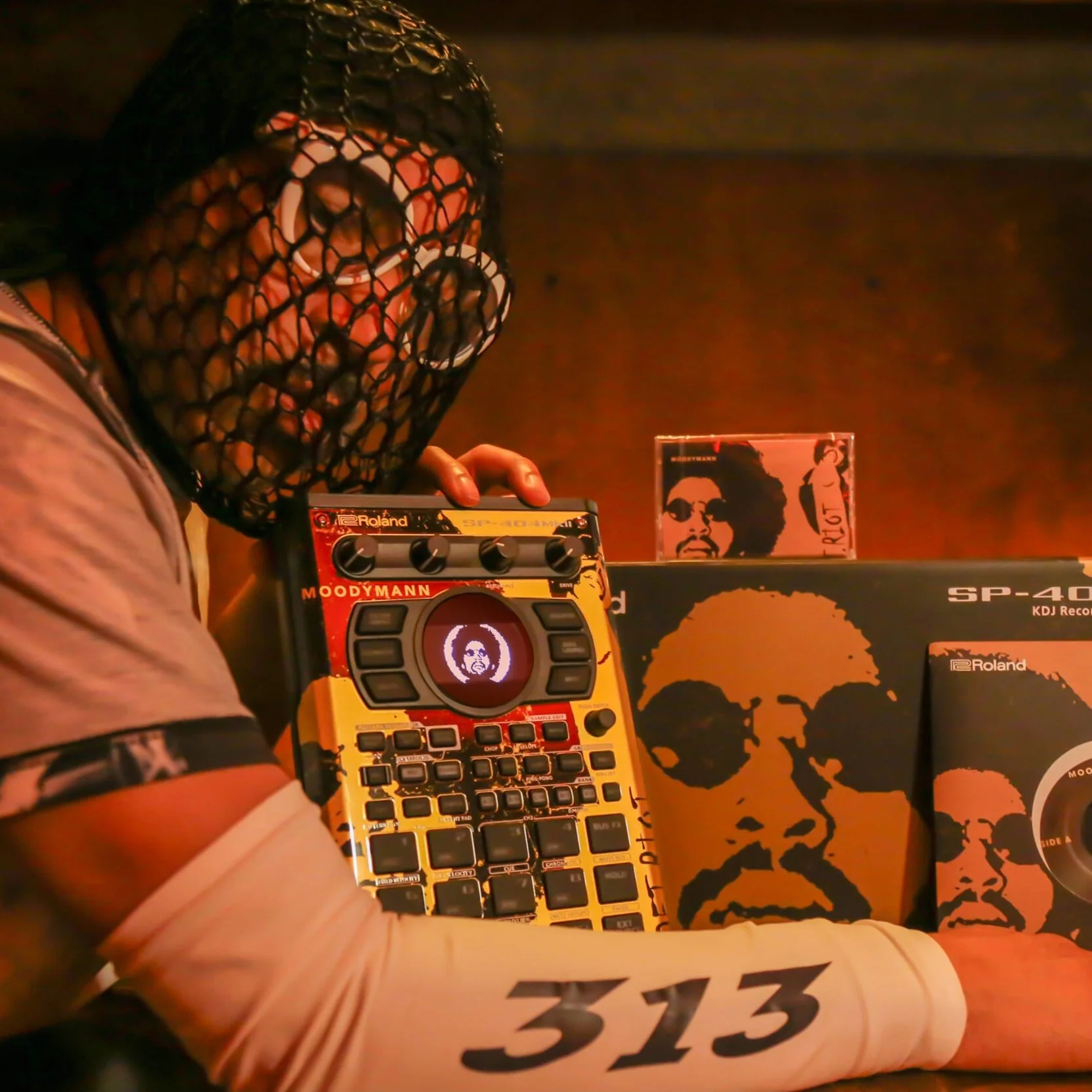 Roland: SP-404MKII Sampler And Effector - Moodymann KDJ Records Limited Edition - Image 10
