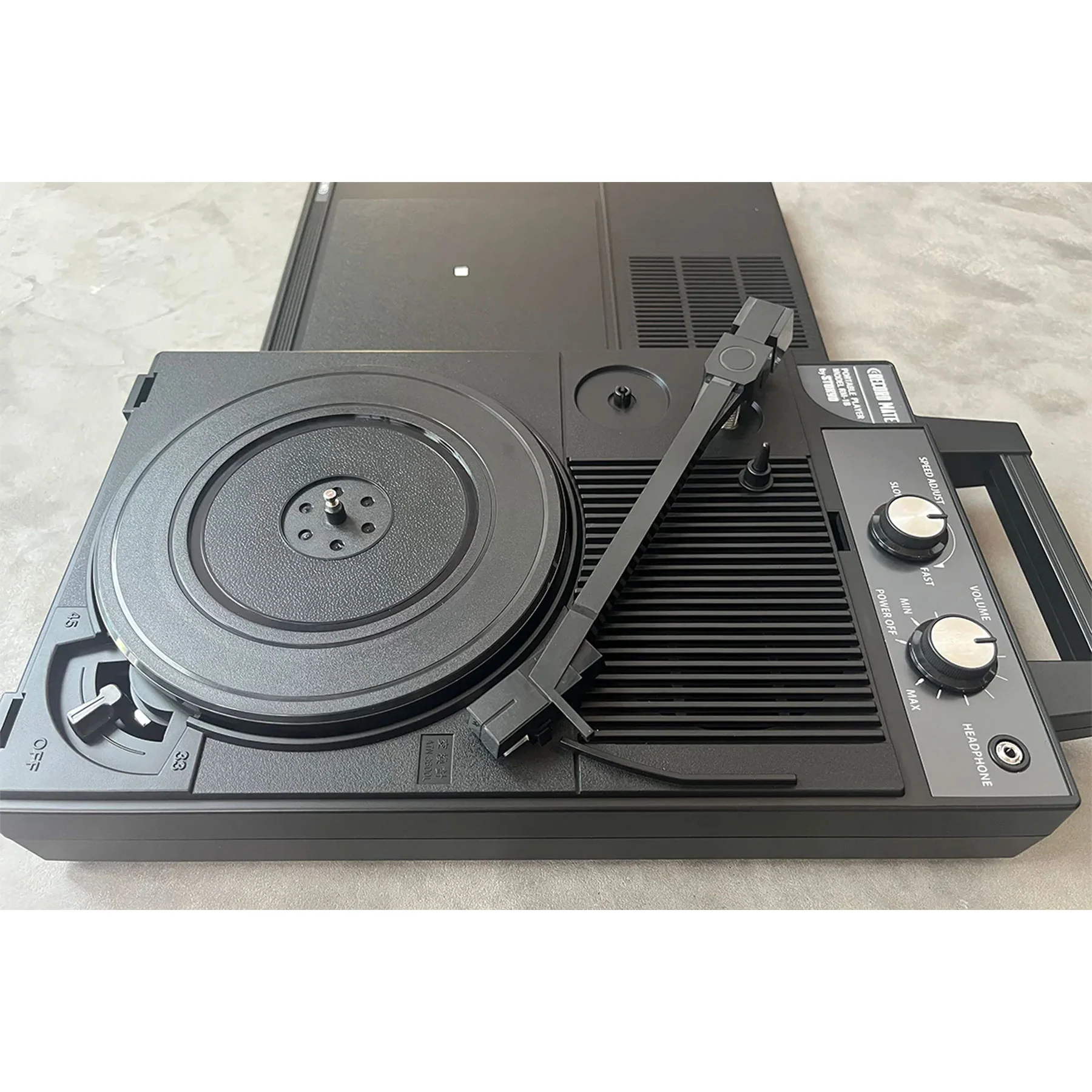 Stokyo: RM-1B Record Mate Portable Turntable - Image 5