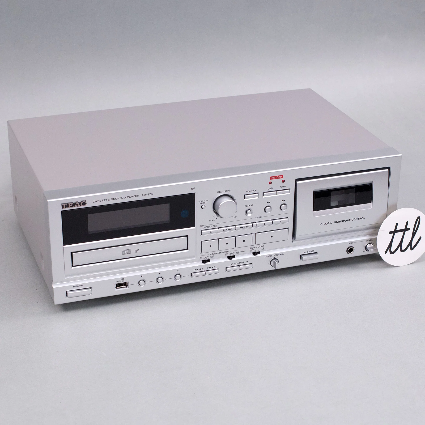 Teac: AD-850 Cassette Player / CD Player / USB Recorder (AD850SES) - Silver - Image 3