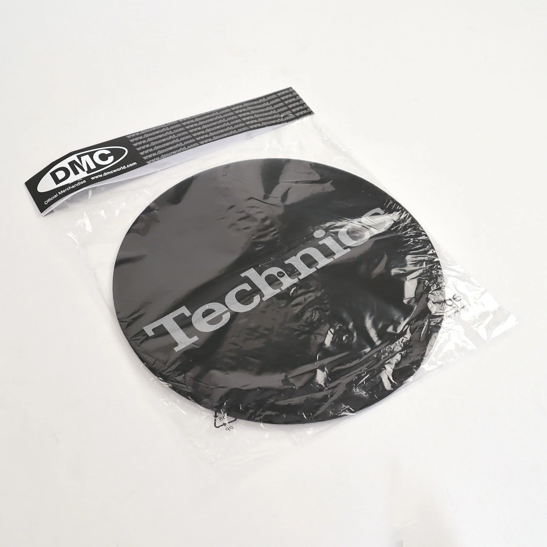 Technics: Classic Logo Slipmats - Metallic Silver / Pair - Image 3