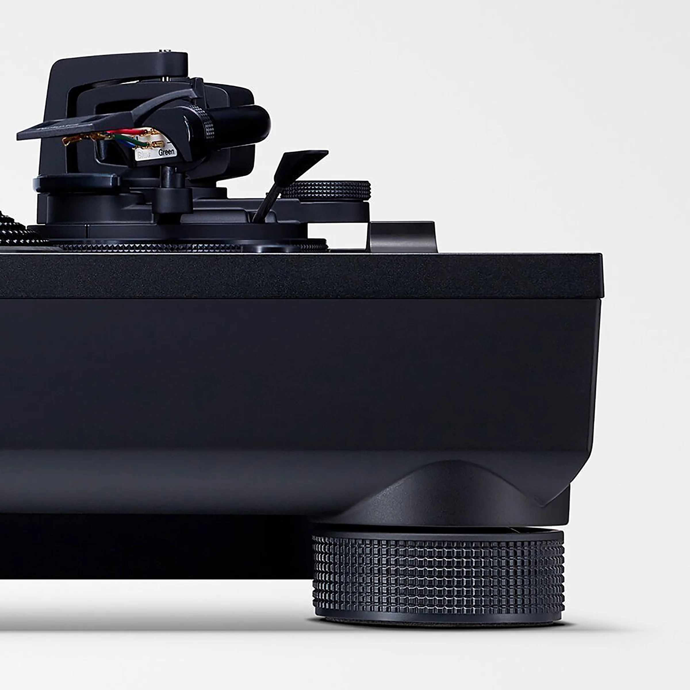 Technics: SL-1200MK7 Turntable - Black - Image 5