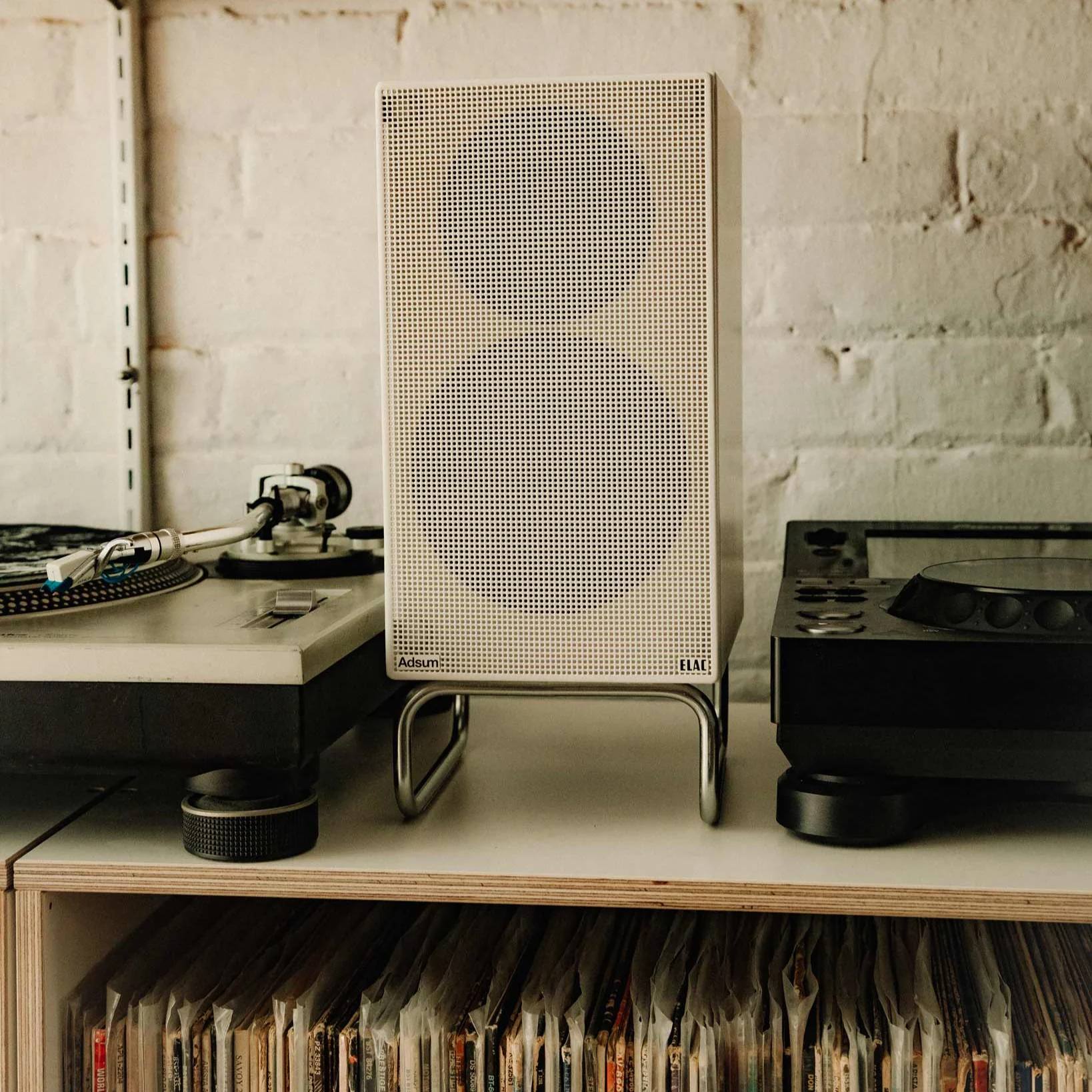 Technics: SL-1200MK7 / Elac Debut ConneX Adsum / Turntable Package - Image 4