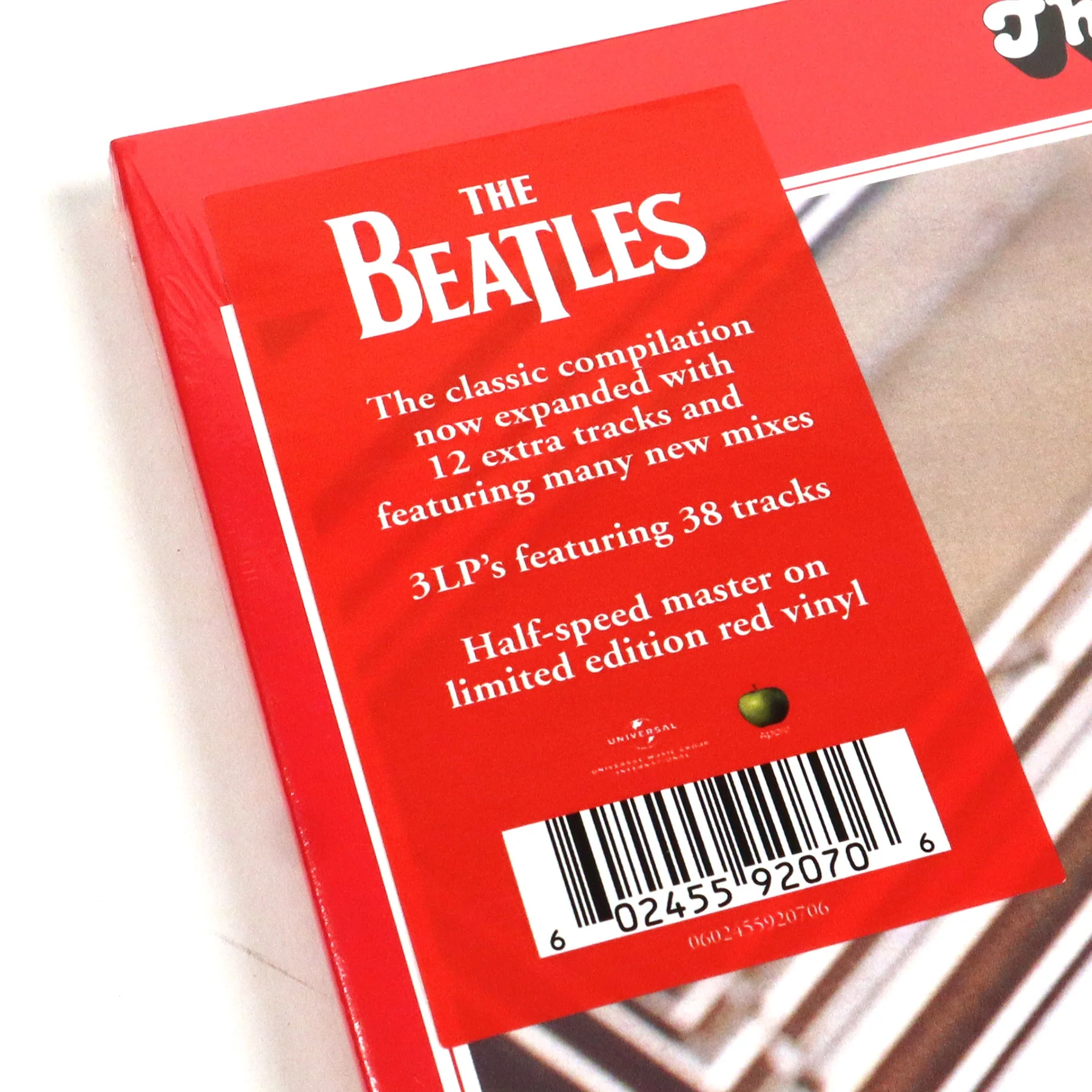 The Beatles: 1962-1966 (180g, Colored Vinyl) Vinyl 3LP - Image 4