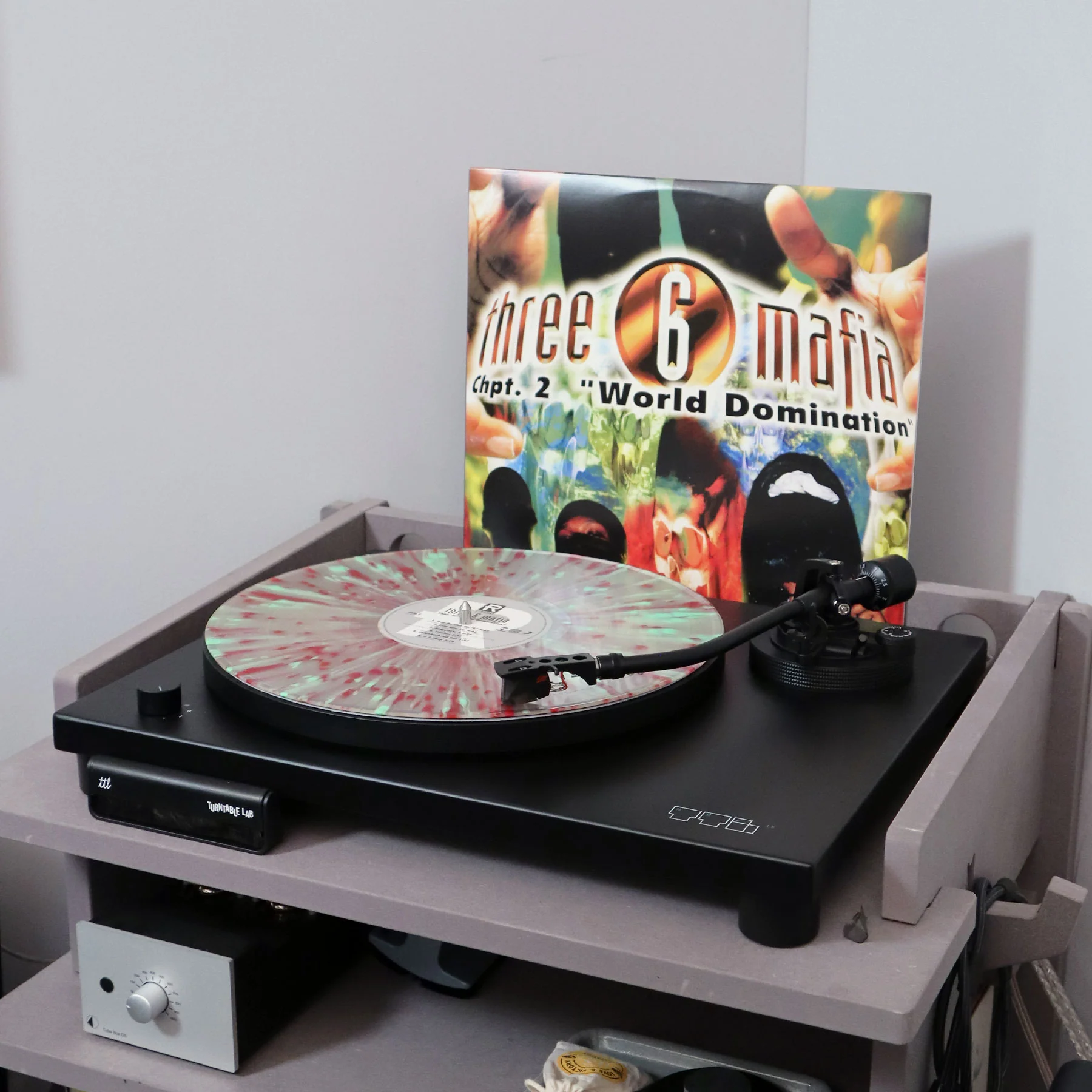 Three 6 Mafia: Chapter 2 World Domination (Colored Vinyl) Vinyl 2LP - Image 4