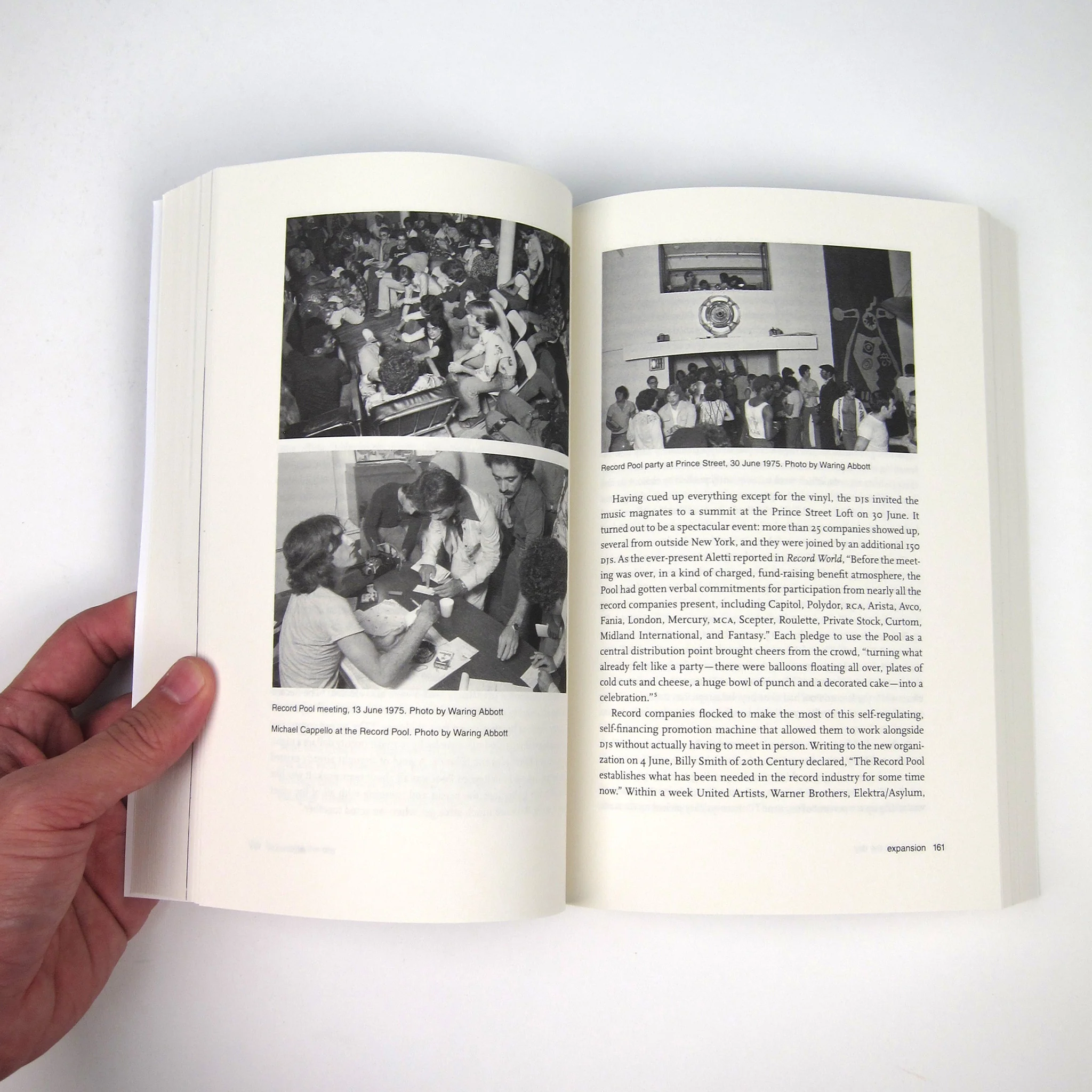 Tim Lawrence: Love Saves The Day - A History Of American Dance Music Culture, 1970-1979 Book - Image 3
