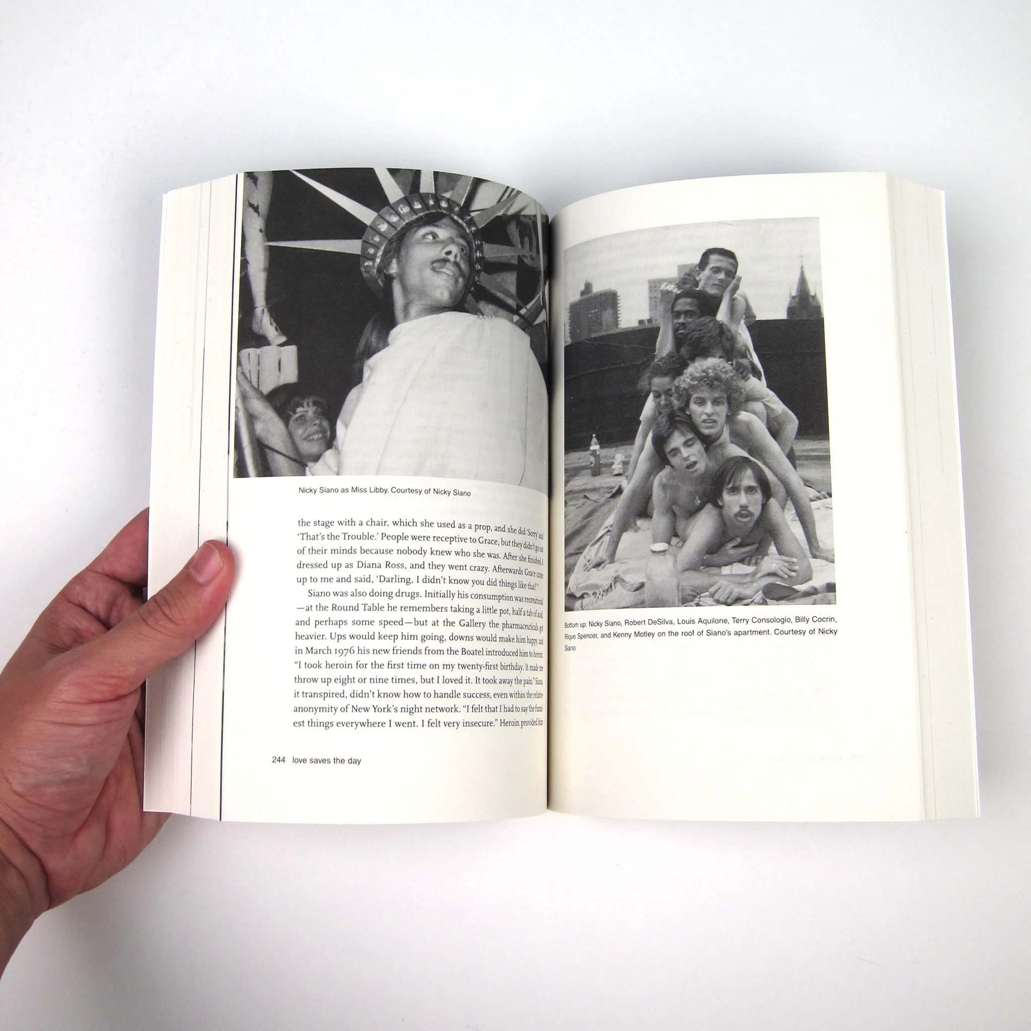 Tim Lawrence: Love Saves The Day - A History Of American Dance Music Culture, 1970-1979 Book - Image 4
