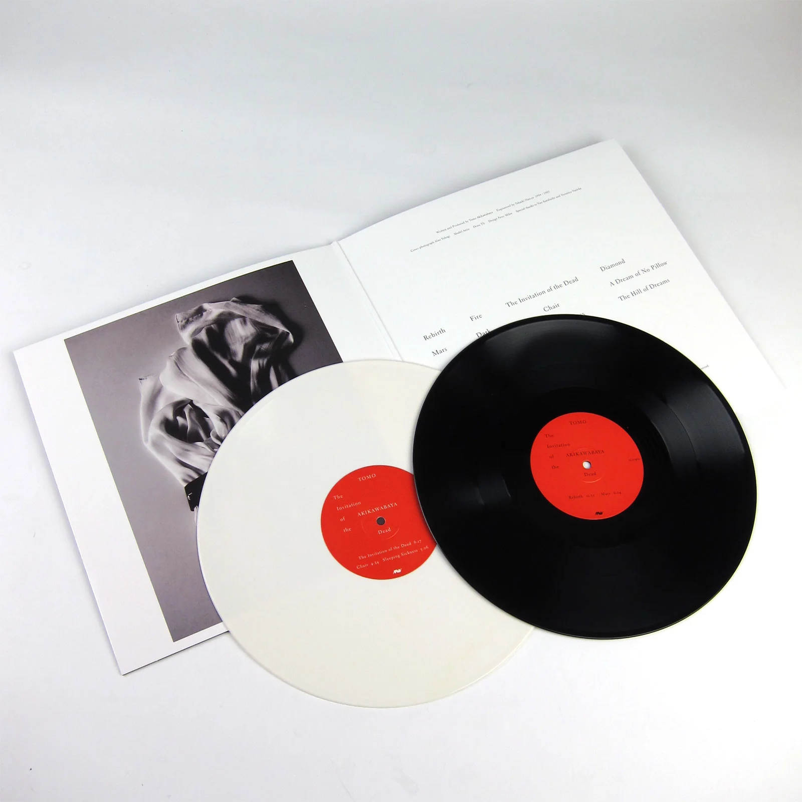 Tomo Akikawabaya: The Invitation Of The Dead (Colored Vinyl) Vinyl 2LP - Image 2