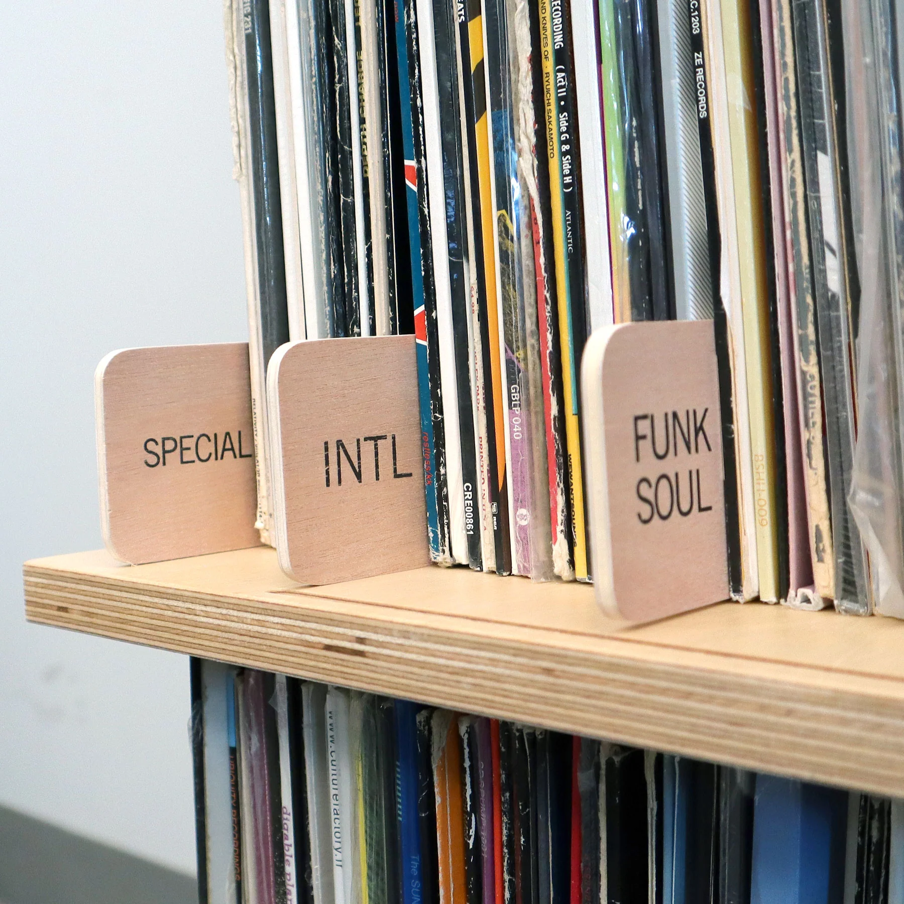 Turntable Lab: Wooden LP Dividers For Vinyl Records - Genre - Image 3