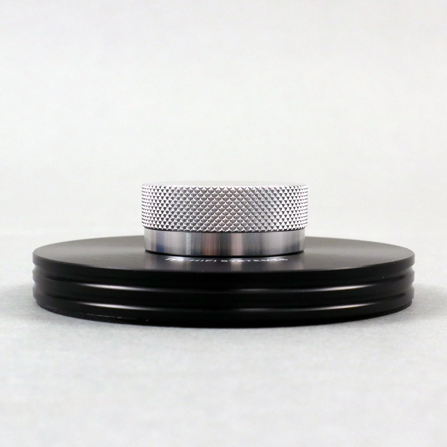 Turntable Lab: Record Clamp Stabilizer - Image 3