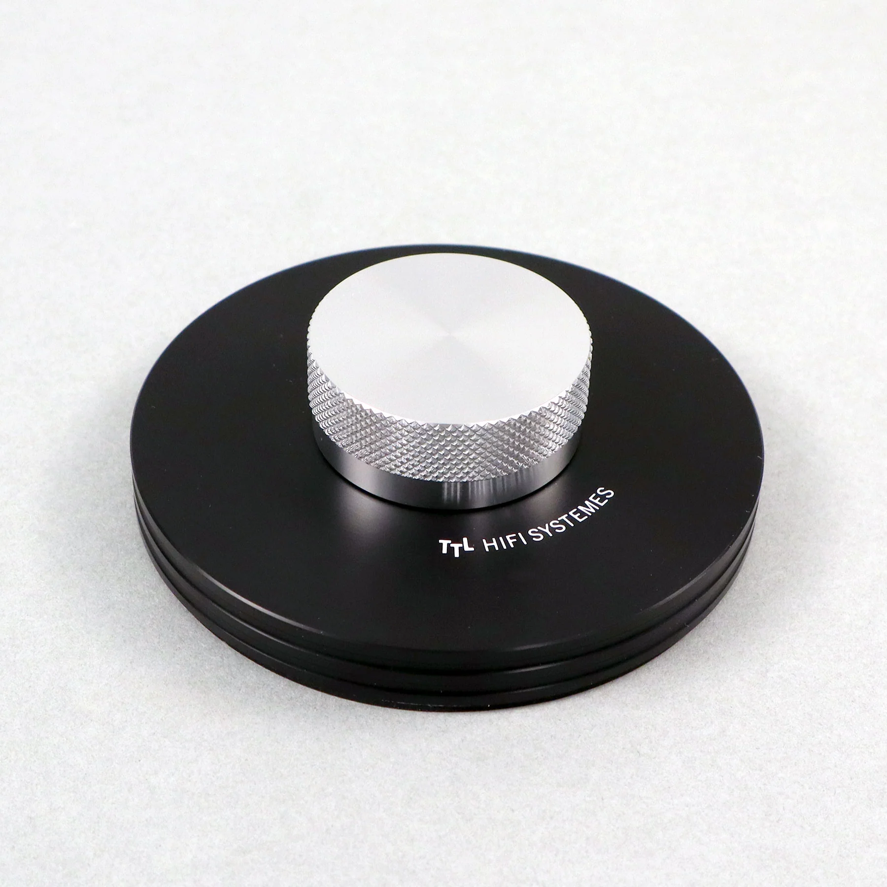 Turntable Lab: Record Clamp Stabilizer - Image 4