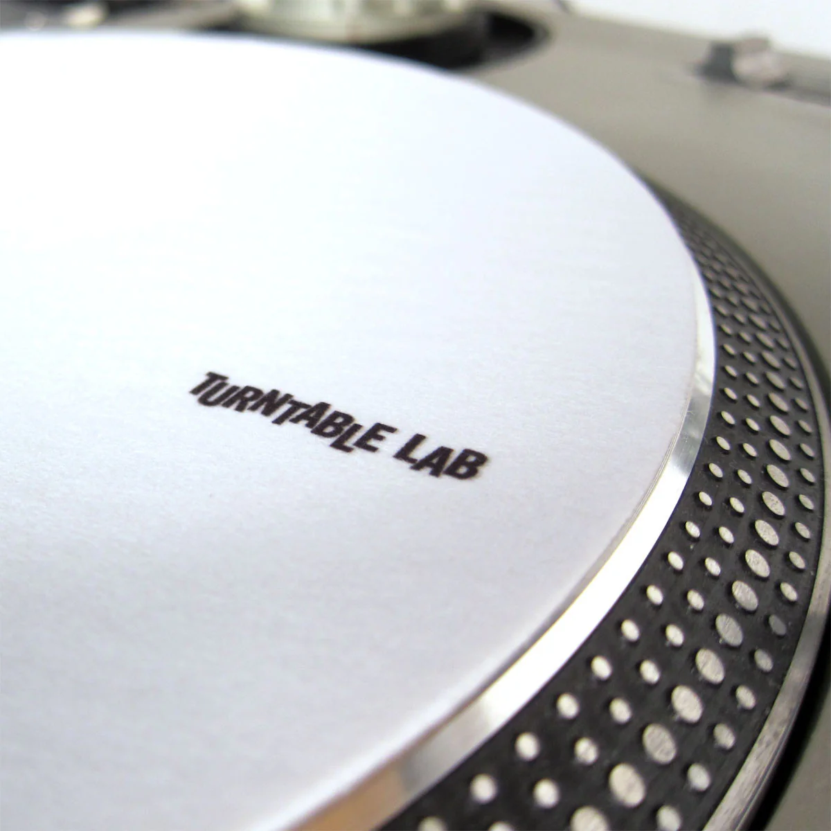 Turntable Lab: Switchmat Reversible Slipmat - Black / White - Image 4