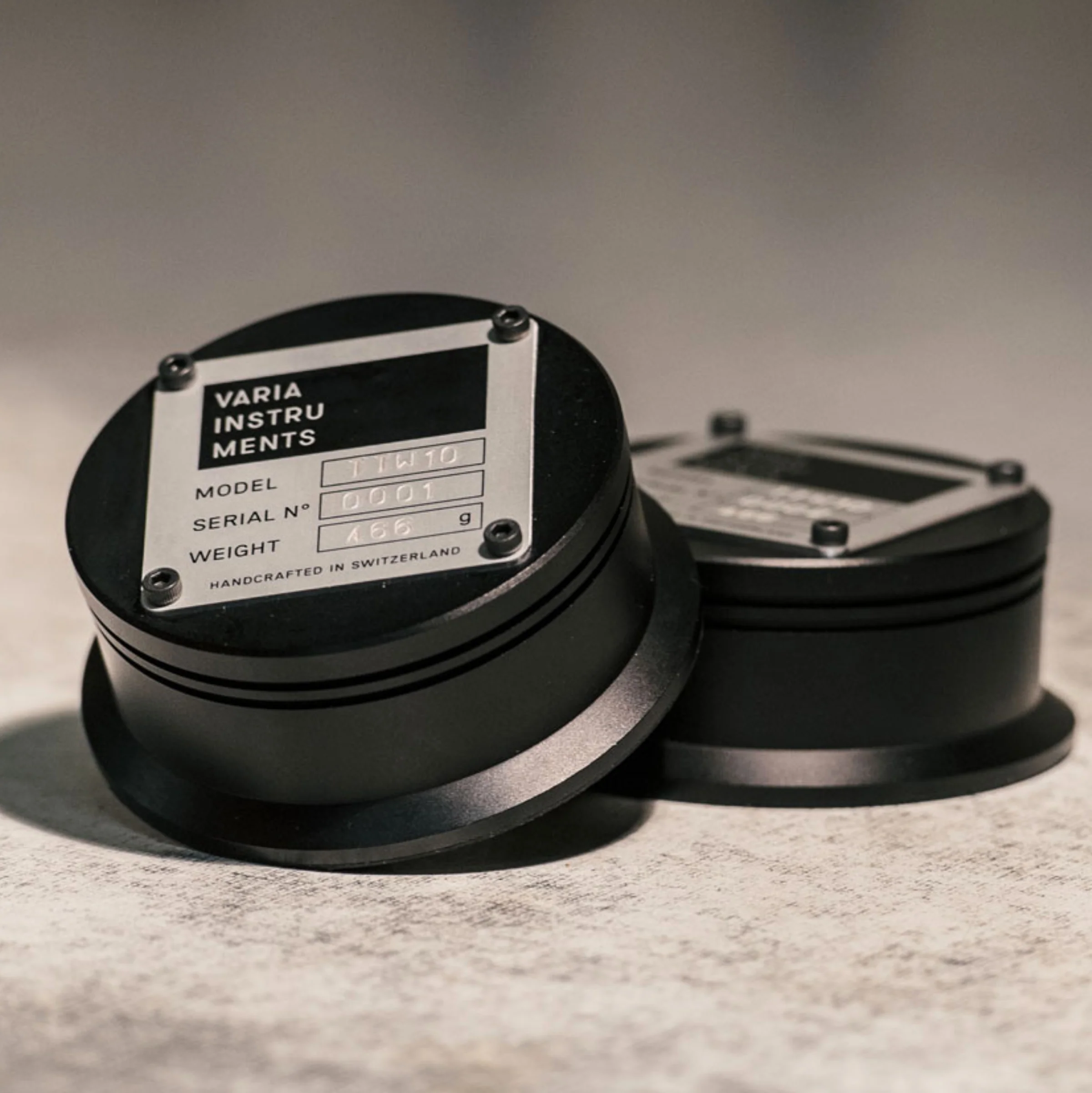 Varia Instruments: TTW10 Turntable Weight for 12" + 7" Records - Image 8